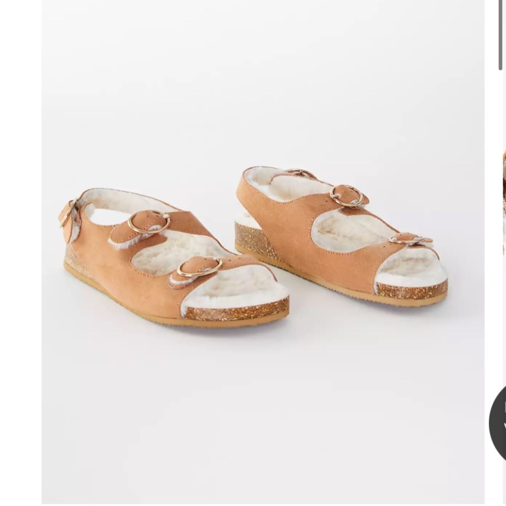 NIB LOFT Women's Vegan Suede Sherpa Buckle‎ Sandals - Honey Ginger